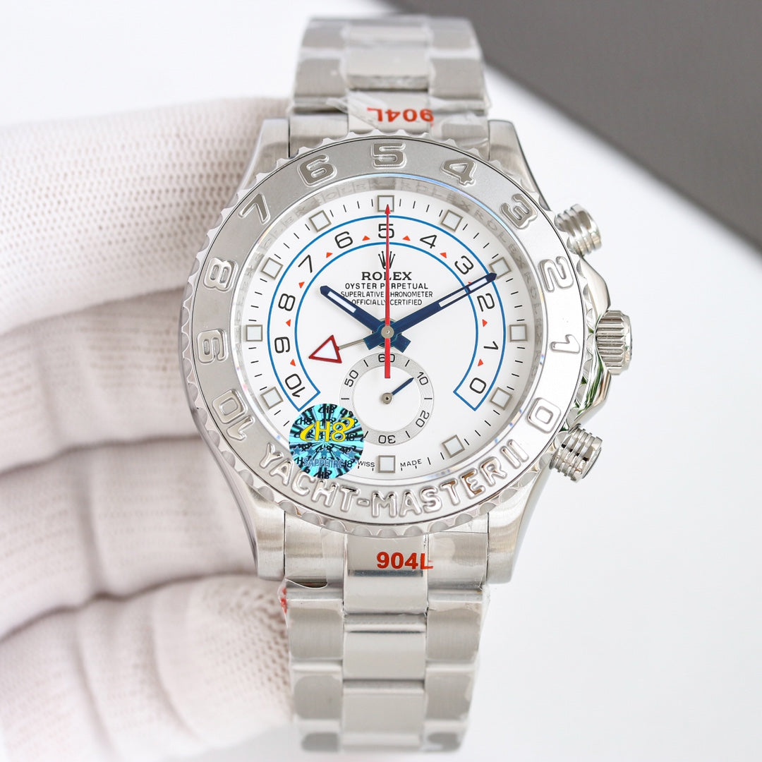 Chronograph - Silver - 904L Steel - Automatic - 44mm