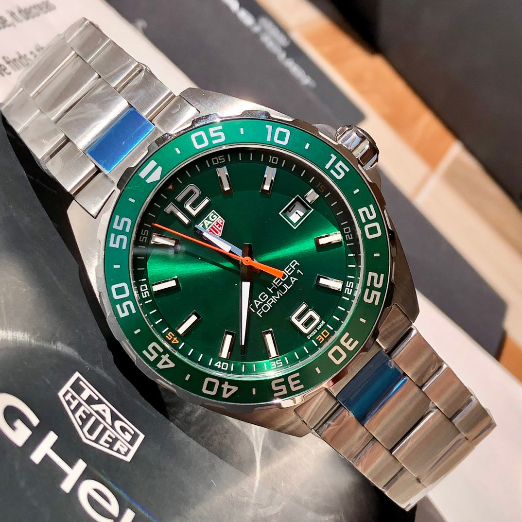 Green - White 904L steel - Quartz - 41mm