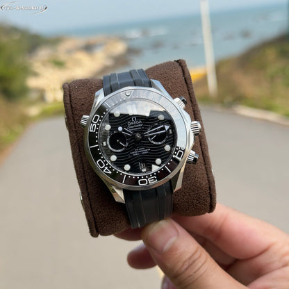 Chronograph - 210.32.44.51.01-Selfwinding- Black rubber- Automatic - 44mm