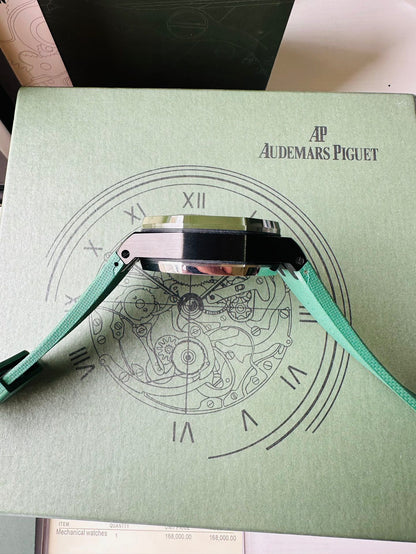 Green - Green Rubber- Automatic - 42mm