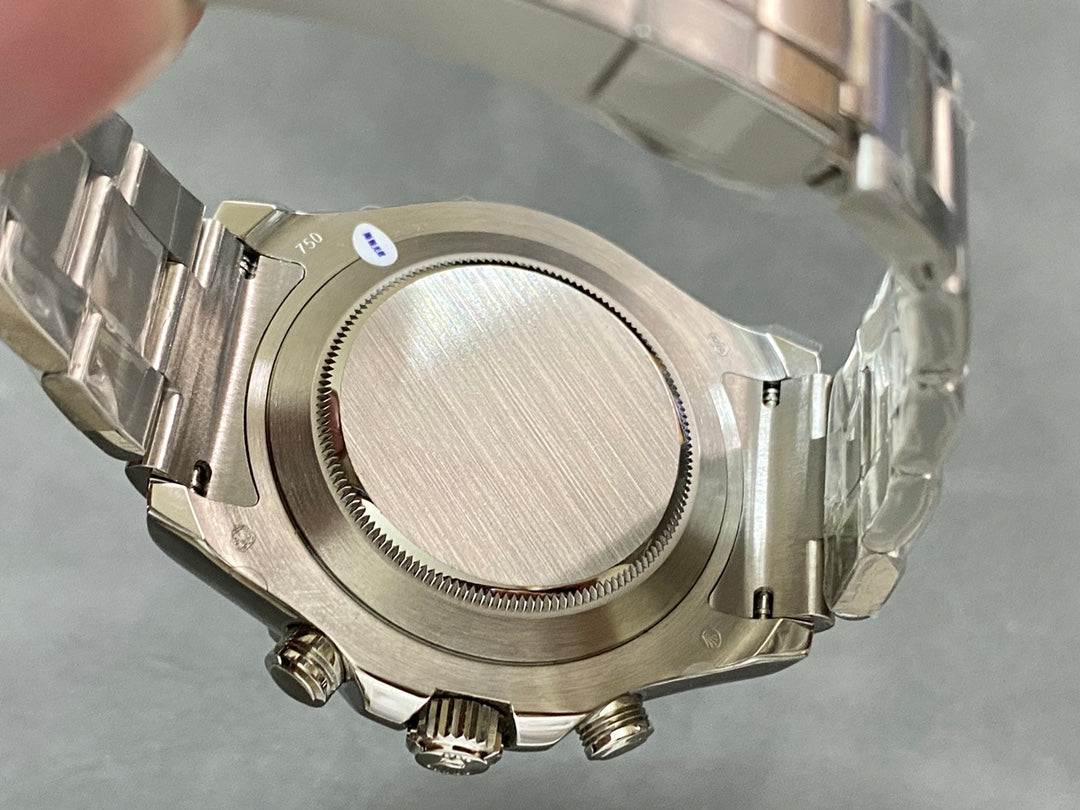 Chronograph - Silver - 904L Steel - Automatic - 44mm