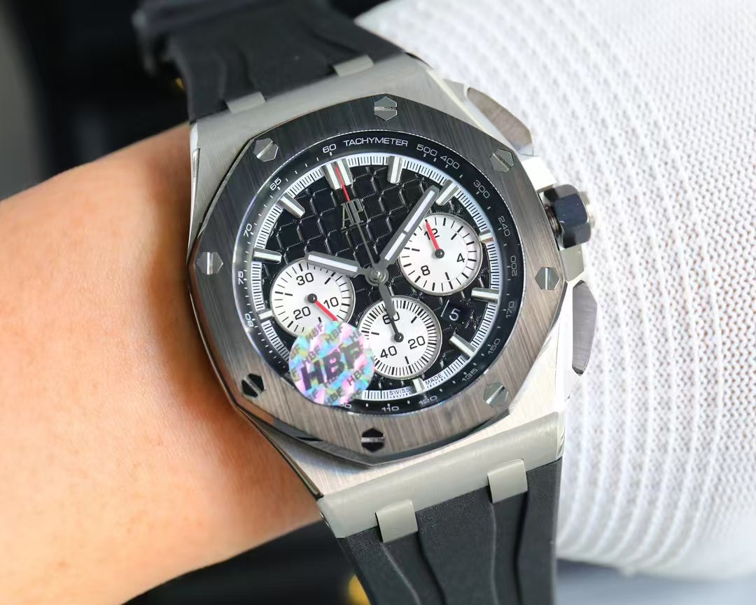 Chronograph- Panda face -Black Ceramic- Black Rubber - Automatic - 44mm