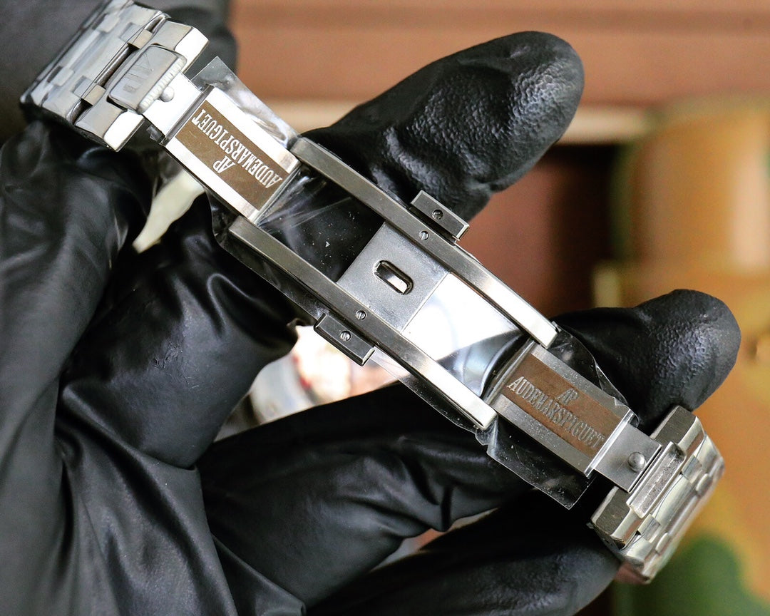 Chronograph- L Size -Blue Ceramic- 904L Steel - Automatic - 44mm