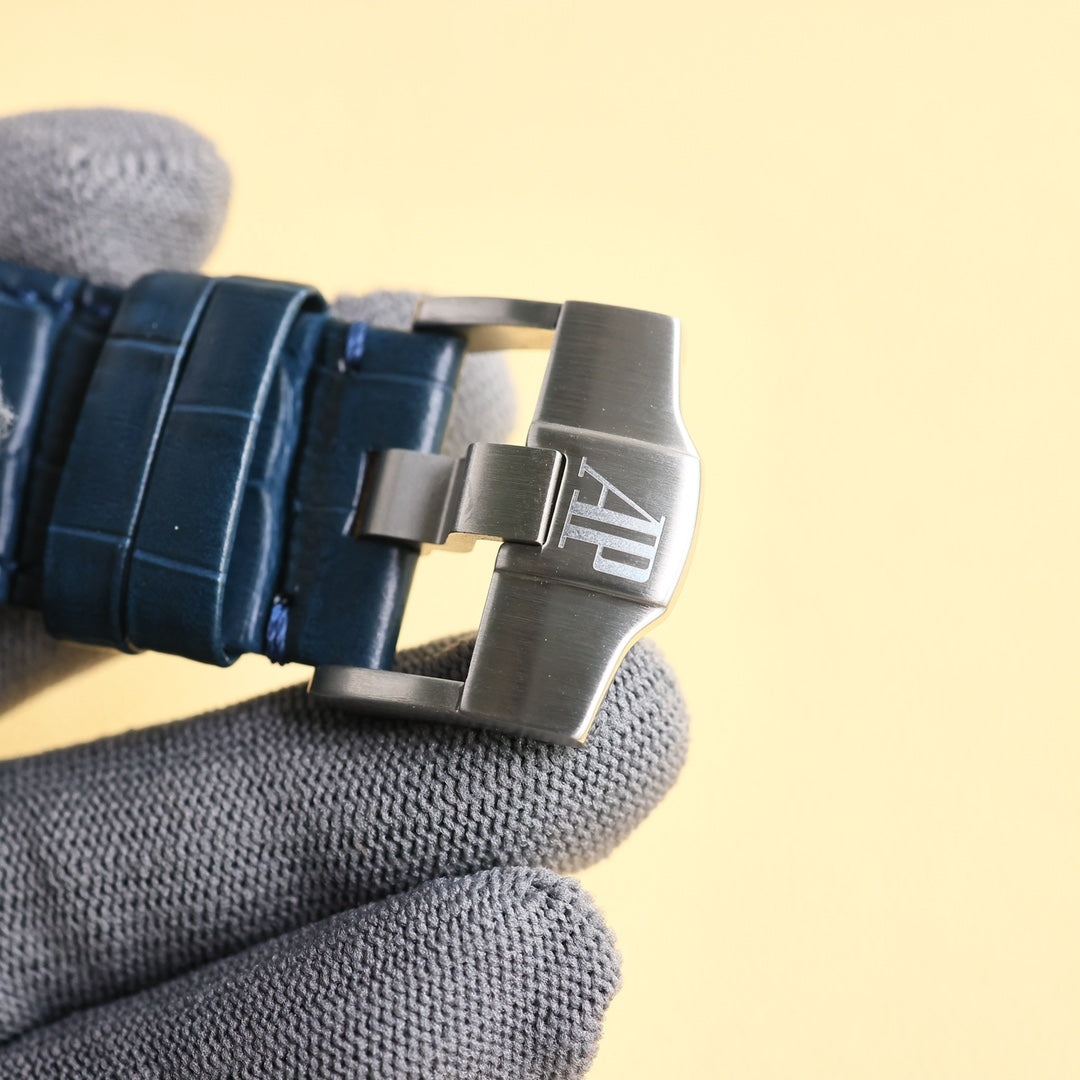 TOP! Blue Black Ceramic Bezel - Blue Leather - Automatic - 44mm