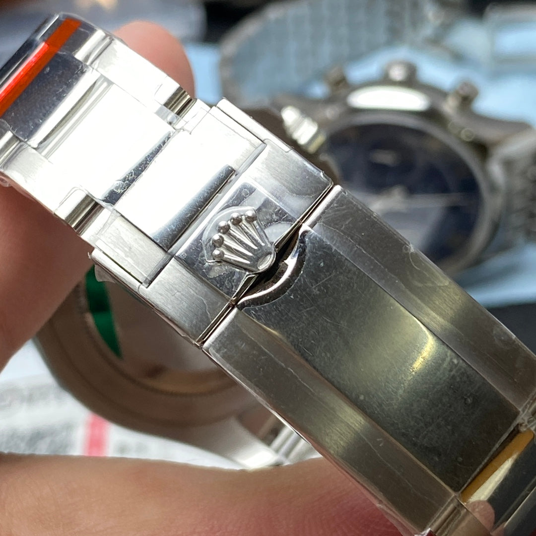 Luxury - Grey - Steel and platinum- Automatic -40mm