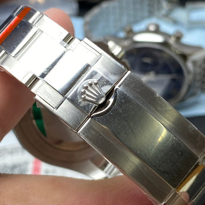 Luxury - Grey - Steel and platinum- Automatic -40mm