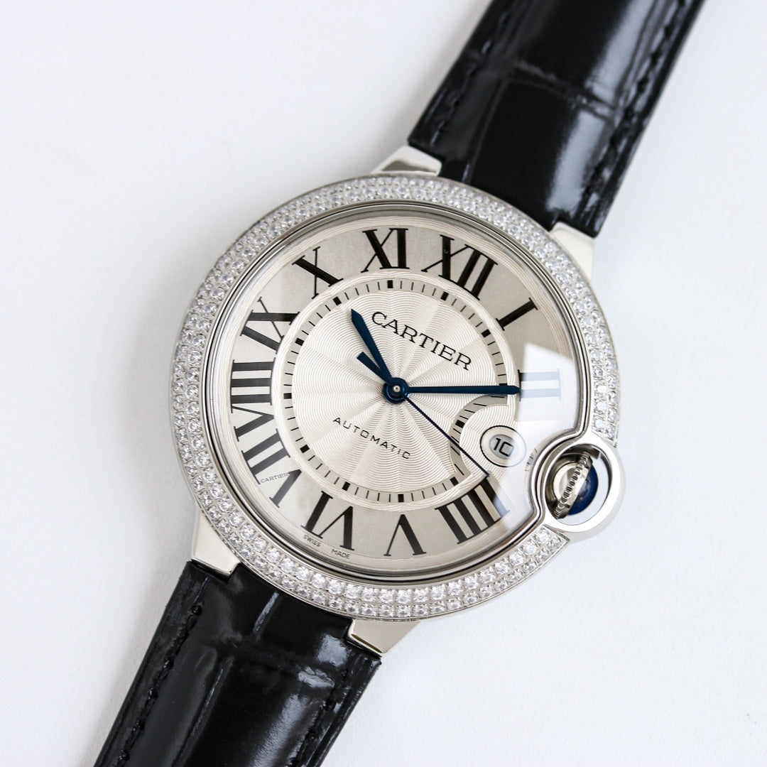 Luxury Diamond Bezel- White Silver- Black Leather - Automatic - 36/42mm