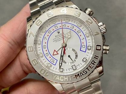 Chronograph - Silver - 904L Steel - Automatic - 44mm
