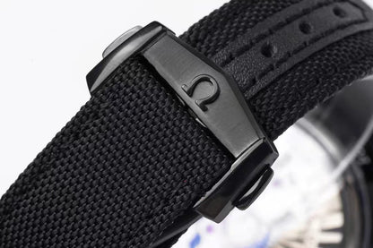 Chronograph -Moon back - Black - Black Rubber- Automatic - 44mm