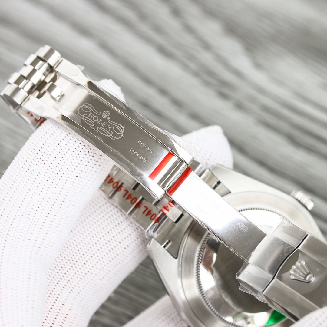 C-Factory - Green -Smooth bezel- Silver 904L Steel- Automatic - 41mm