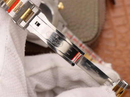 Chronograph -CLASSICAL WATCH--Yellow gold- Quartz-40mm